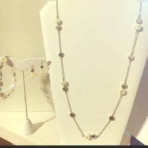 Brighton Daisy Earrings and Necklace Set